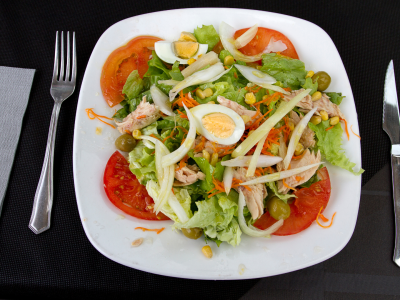 ENSALADA MIXTA ESPAÑOLA Abuela Herminia Benidorm